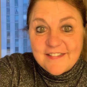 Meet your Posher, Annette